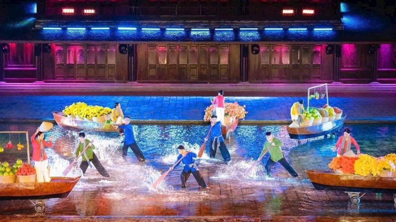 Show diễn Tinh Hoa Việt Nam ở Grand World Phú Quốc