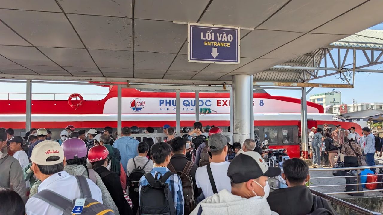 Tàu tuyến Rạch Giá đi Phú Quốc của Phú Quốc Express