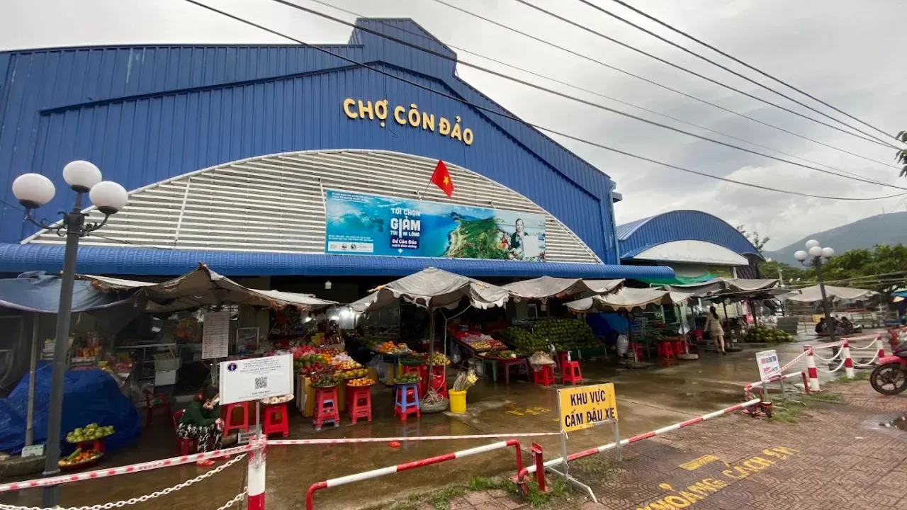 Chợ Côn Đảo